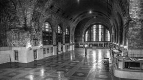 布法羅中央車站在二戰期間作為運送士兵屍體的主要車站，廢棄後鬧鬼事件頻傳。（圖／翻攝自布法羅中央車站官網）