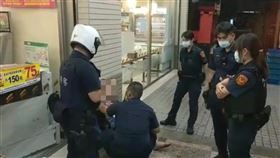 新北,新莊,可疑男,福營派出所,妨礙公務（圖／翻攝畫面）