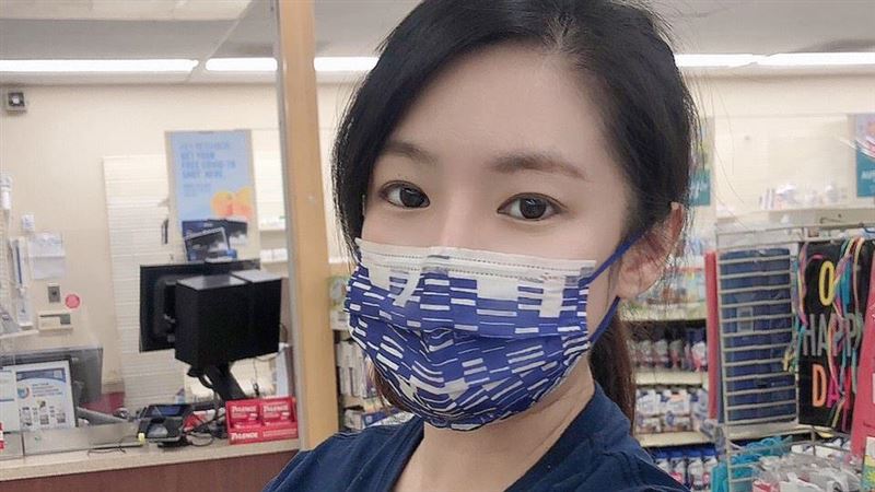 在美國打到疫苗了！何庭歡曝注射反應