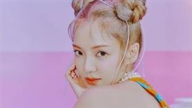 孝淵推出全新單曲，積極宣傳中。（圖／翻攝自孝淵IG）