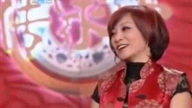 ▲愛新覺羅‧啟笛帶到節目中的筆筒。（圖／翻攝自寶物鑑定節目）