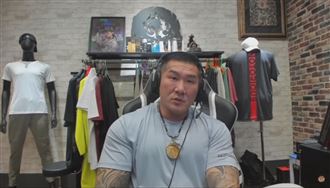 喊開除染疫員工？館長直播反擊戰鄉民