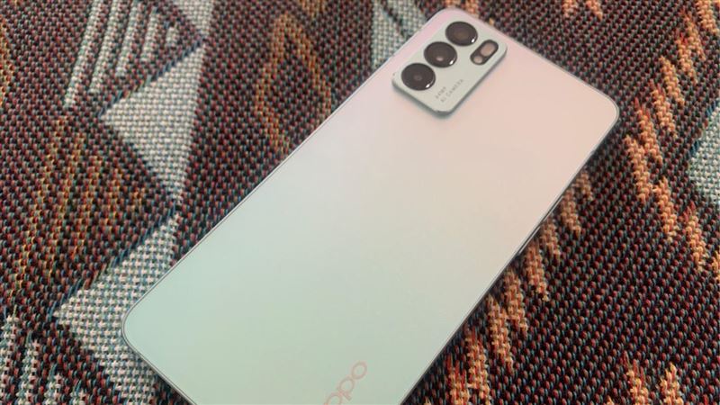 OPPO新機開賣！動手玩Reno6