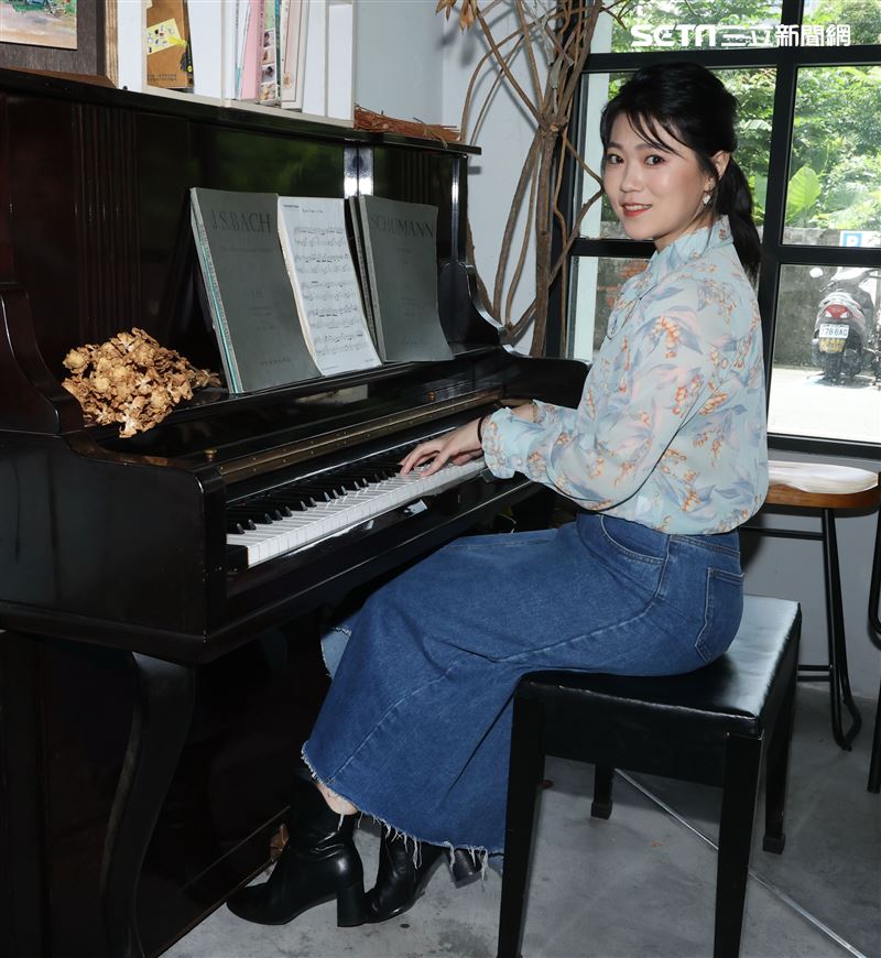 金曲歌后曹雅雯入圍第32屆金曲獎。（記者邱榮吉/攝影）