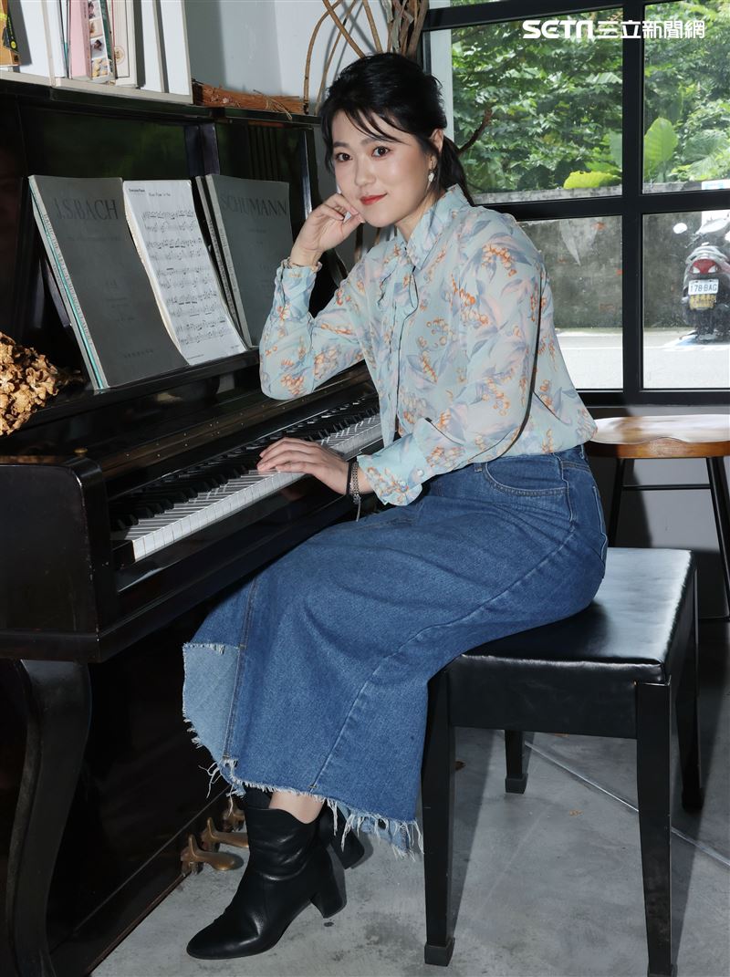 金曲歌后曹雅雯入圍第32屆金曲獎。（記者邱榮吉/攝影）