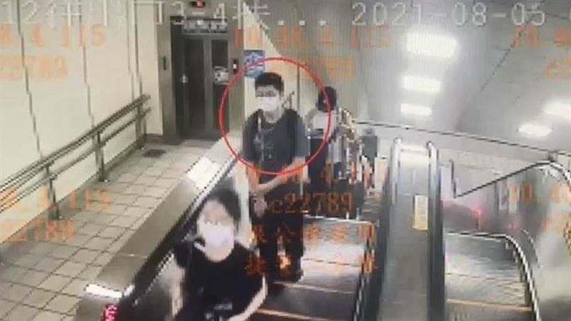 法官助理偷拍美女書記官　記過請辭