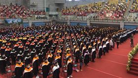 台大辦千人畢典！畢業生感動美好紀念
圖/記者簡若羽攝影