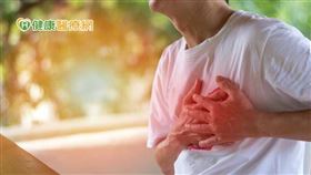 盧彥佑部主任提醒，一旦出現心房顫動，須及早使用抗心律不整藥物、抗凝血藥物，才能避免症狀惡化，同時減少中風發生機率。