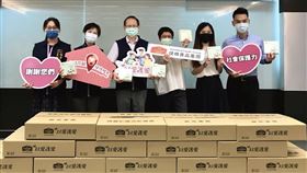 ▲台中市社會局與佳格食品共同發起「以愛護愛」公益關懷計畫。左起為台中市社會局林梅雅督導、蘇嫺敏科長、陳坤皇副局長、佳格食品王馨敏行銷經理、陳思涵CSRPR主任、王柏勳主任。（圖／業者提供）