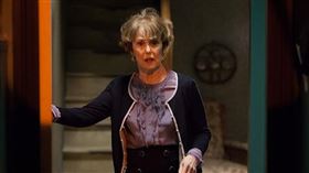 新世紀福爾摩斯尤娜·斯塔布斯（Una Stubbs）
圖翻攝自SHERLOCK臉書