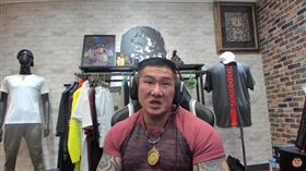 館長不忍造謠開告了！鄉民「沒在怕」：最好讓法院認證（圖／翻攝自館長惡名昭彰YouTube）