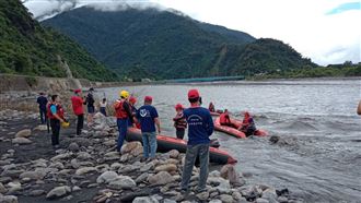 新／太無情！救難隊再遭土石流逼退
