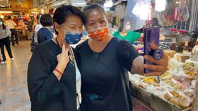 台北市副市長黃珊珊說，今年疫情慘烈，紓困振興比去年重要（圖／翻攝自黃珊珊臉書）