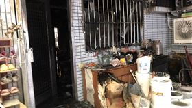 三峽,火場,封鎖線,招魂,記者李依璇攝