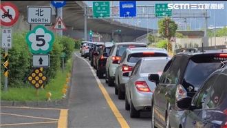收假車潮湧國道！國5一路塞到晚上9點