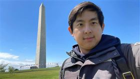 前台中市新聞局長卓冠廷說，面對中國的威脅，台灣的政府必須是一個有民意基礎政府（圖／翻攝自卓冠廷臉書）