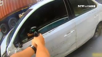 遇攔檢心虛逃　毒蟲狂飆撞10車遭逮