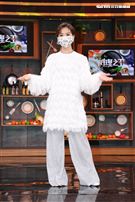 LuLu黃路梓茵主持「料理之王2」。（記者邱榮吉/攝影）