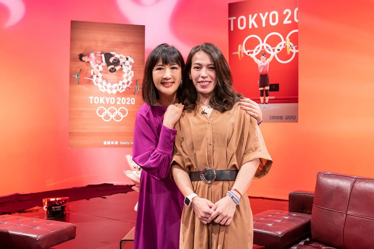 舉重金牌女神郭婞淳也曾將第一個通告獻給方念華 。（圖／TVBS提供）