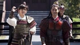 張哲瀚《琅琊榜》中的「少年林殊」戲份都被刪光光。微博