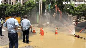 瓦斯外洩,封路,警戒,桃園,翻攝畫面
