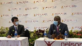 台灣捐口罩  納爾遜曼德拉灣市長代表