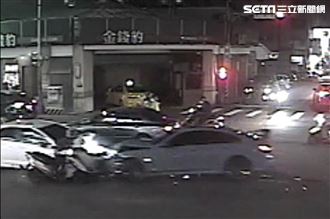 台中BMW連撞6車　超驚悚撞瞬曝光
