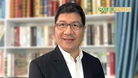 高雄長庚紀念醫院風濕過敏免疫科鄭添財主任指出，生物相似藥可能是類風濕性關節炎未來治療的新趨勢。