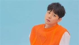 朴有天再爆過河拆橋原經紀公司。（圖／翻攝自朴有天官方IG）