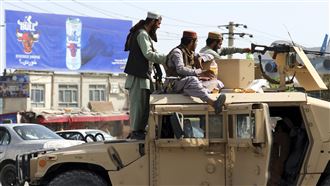 救我的寶貝！阿富汗婦「拋嬰卡鐵網」