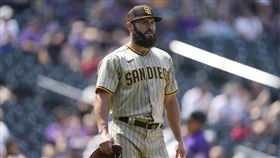 ▲艾瑞亞塔（Jake Arrieta）轉教士首戰3.1局傷退。（圖／美聯社／達志影像）