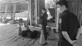 高雄，愛河，屍袋，骨頭，屍塊，旅行袋（圖／翻攝畫面）
