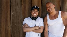 林詣彬、馮迪索攜手多部玩命關頭電影電影「玩命關頭9」將在台灣上映，導演林詣彬（左）與演員馮迪索（Vin Diesel）（右）一起想出各種飛車場面，接下來要攜手繼續拍攝「玩命關頭10」。（UIP提供）中央社記者葉冠吟傳真　110年8月5日