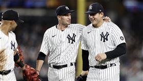 ▲希利（Andrew Heaney）、瑞佐（Anthony Rizzo）建功，洋基橫掃紅襪。（圖／美聯社／達志影像）