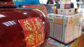 飛來發彩券行 彩券行 樂透 威力彩 大樂透 彩券 刮刮樂（圖／記者戴玉翔攝影）