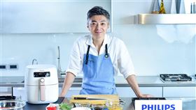 ▲飛利浦攜手亞洲50大餐廳台灣最高排名，蟬聯三年米其林一星佳績的MUME行政主廚林泉。（圖／業者提供）