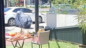 靈異公社／普渡完頭痛飄女音「可以給我水嗎？」　他一看桌上秒懂　暖炸網。（圖／翻攝自靈異公社）