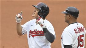 ▲張育成敲安，連3場上壘。（圖／路透社／達志影像）