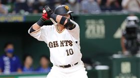 中田翔加盟巨人首次上場打擊。（圖／翻攝自巨人推特)