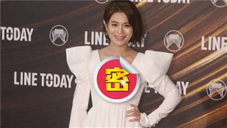 深V端出北半球　朱海君洩大片肉色