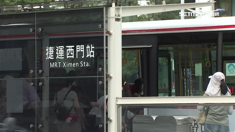 高中生西門町等公車　遭醉漢突襲受傷