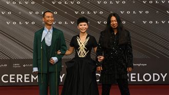 浩子被酸不會中歌王！乱彈阿翔成怪咖