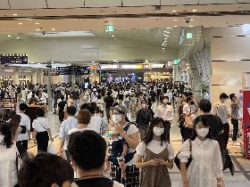 日本新增確診連3天逾2.5萬例  3