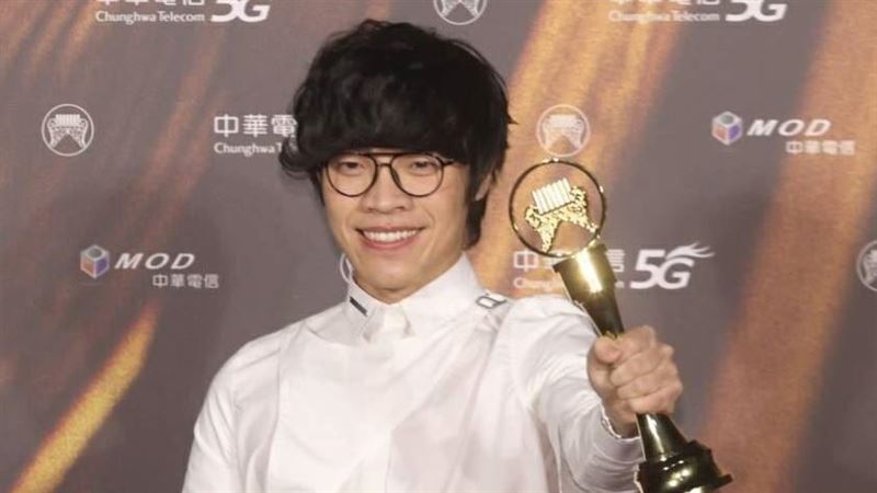 《刻在》奪金曲　盧廣仲無預警道歉了