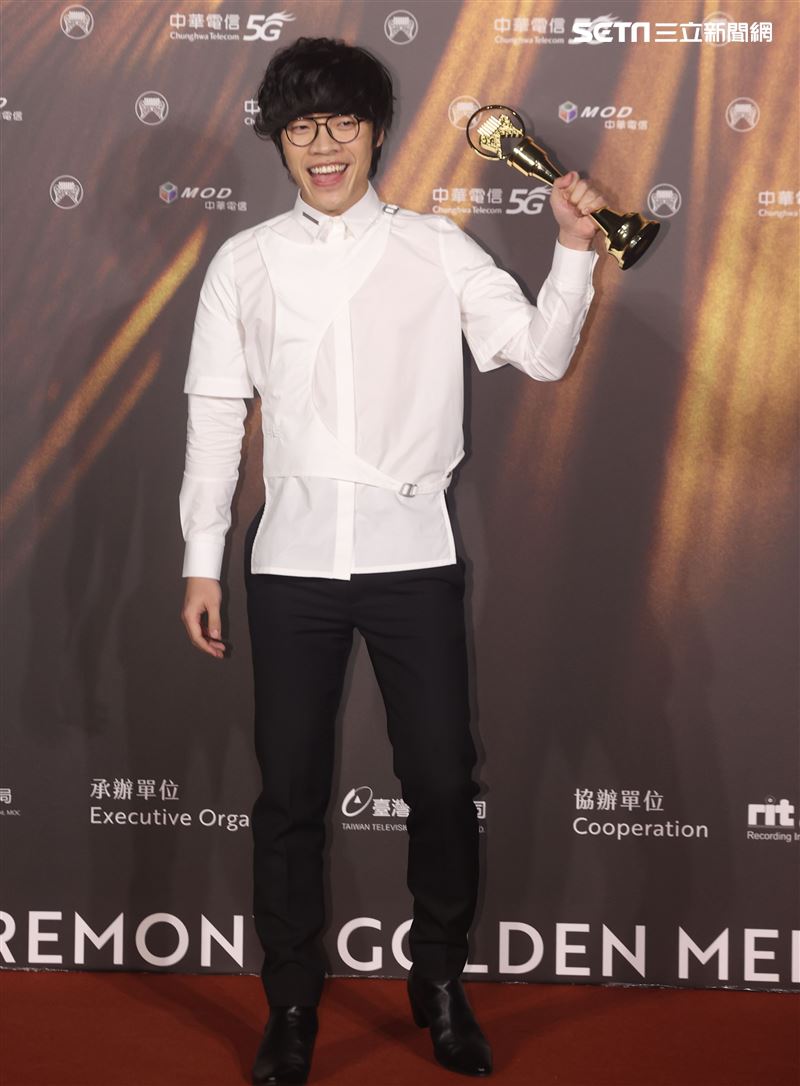 盧廣仲獲得金曲32年度歌曲獎。（記者/邱榮吉/攝影）