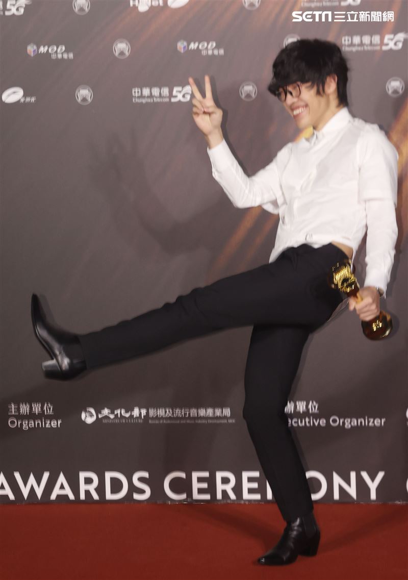 盧廣仲獲得金曲32年度歌曲獎。（記者/邱榮吉/攝影）