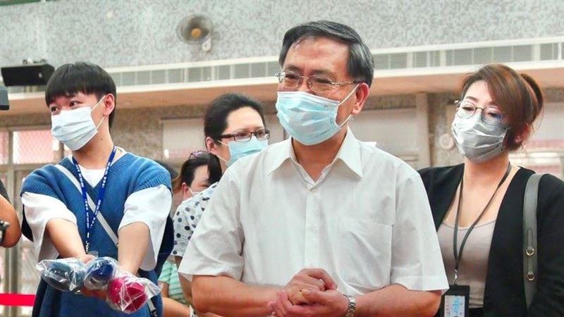 沒設籍打不到自購疫苗？蔡炳坤這麼說