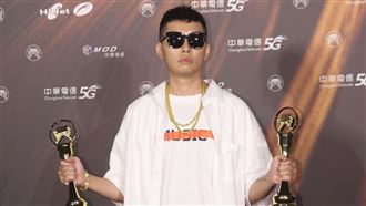 蛋堡3個月沒繳電話費　驚人經濟狀況