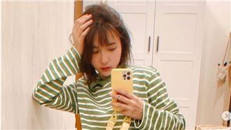 下身失蹤曬腿根！峮峮狂晃蜜桃臀耍辣