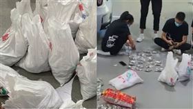 現金,買車,麻袋,硬幣,付錢,店員《中國網資訊》